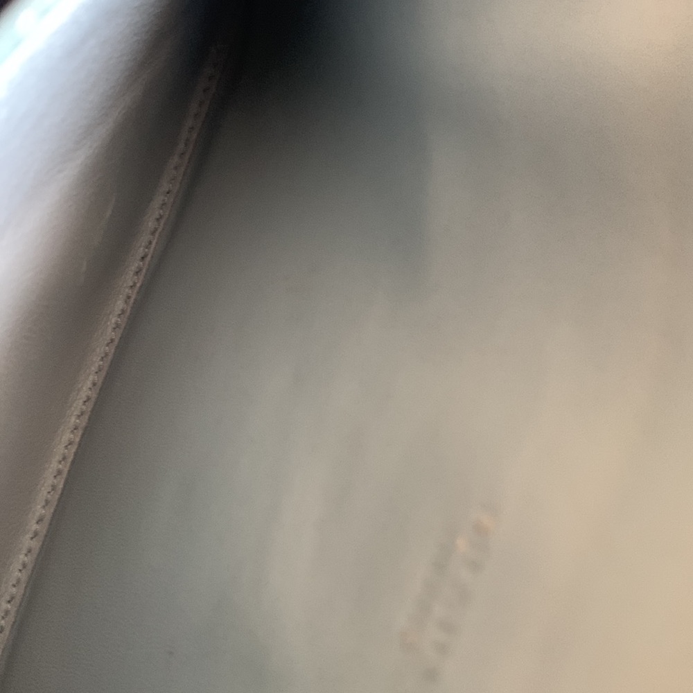 Prada Milano envelope vernis leather studded with rhinestones. - Picture 6 of 10